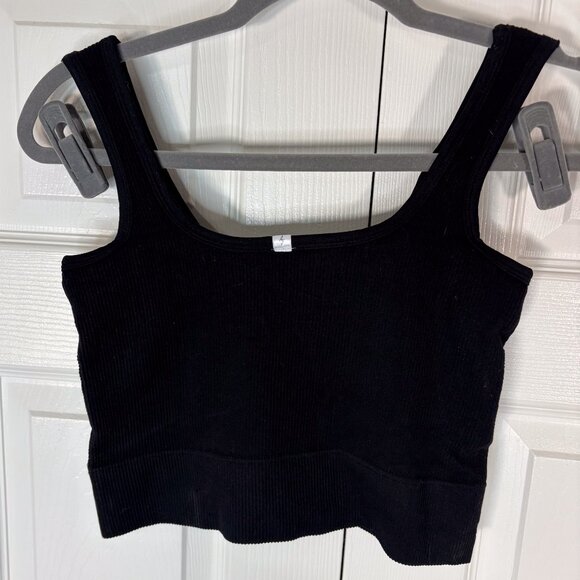 Alexander Jane Plus Size 1X/2X Black Ribbed Crop Tank Top | Padded - Picture 3 of 3